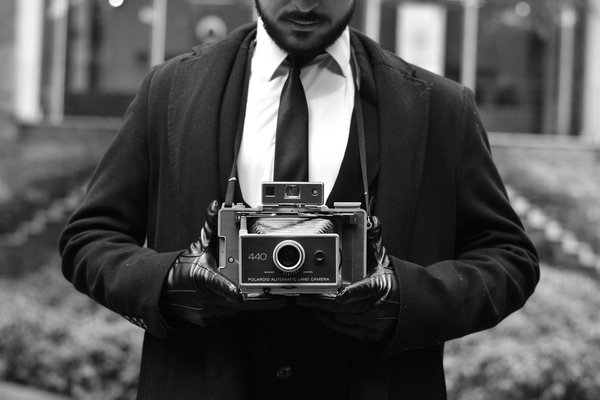 Quels sont les meilleurs exercices pour tonifier les bras sans matériel de gym?